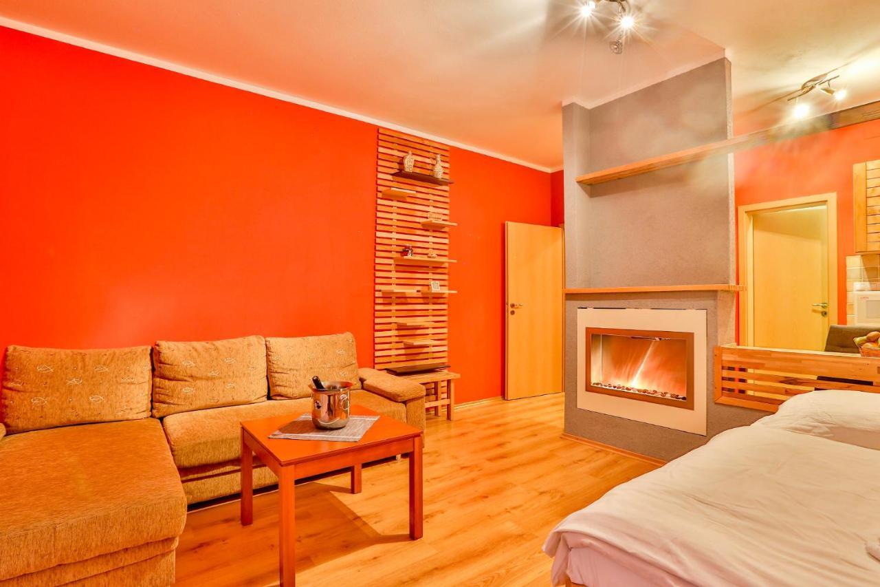 Apartmanovy Dom Fatrapark 1 S Wellness - Hlavna Recepcia Ruzomberok Buitenkant foto