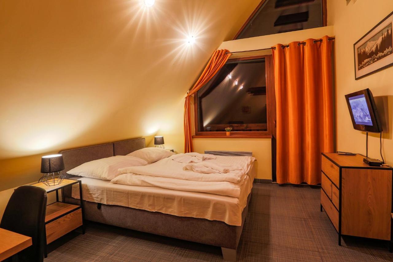 Apartmanovy Dom Fatrapark 1 S Wellness - Hlavna Recepcia Ruzomberok Buitenkant foto