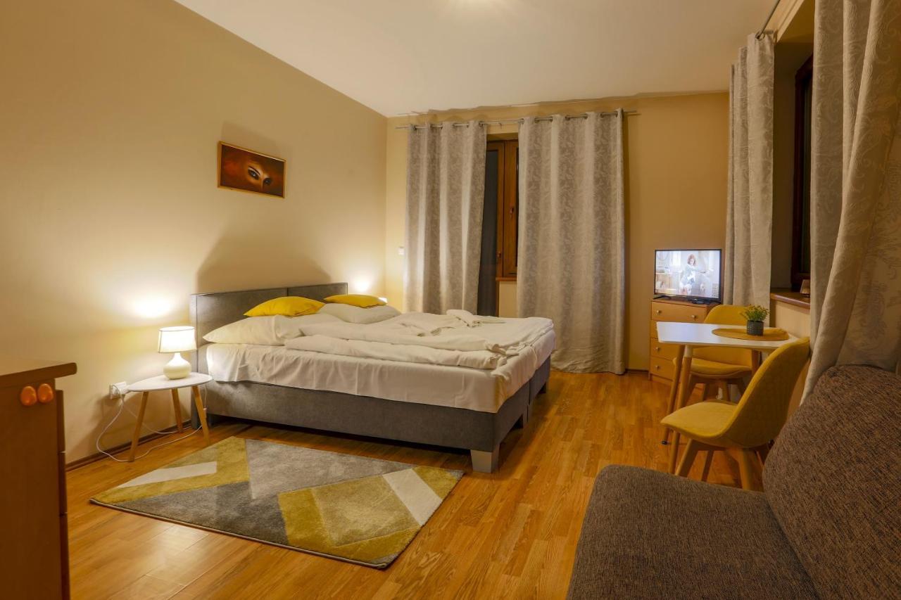 Apartmanovy Dom Fatrapark 1 S Wellness - Hlavna Recepcia Ruzomberok Buitenkant foto