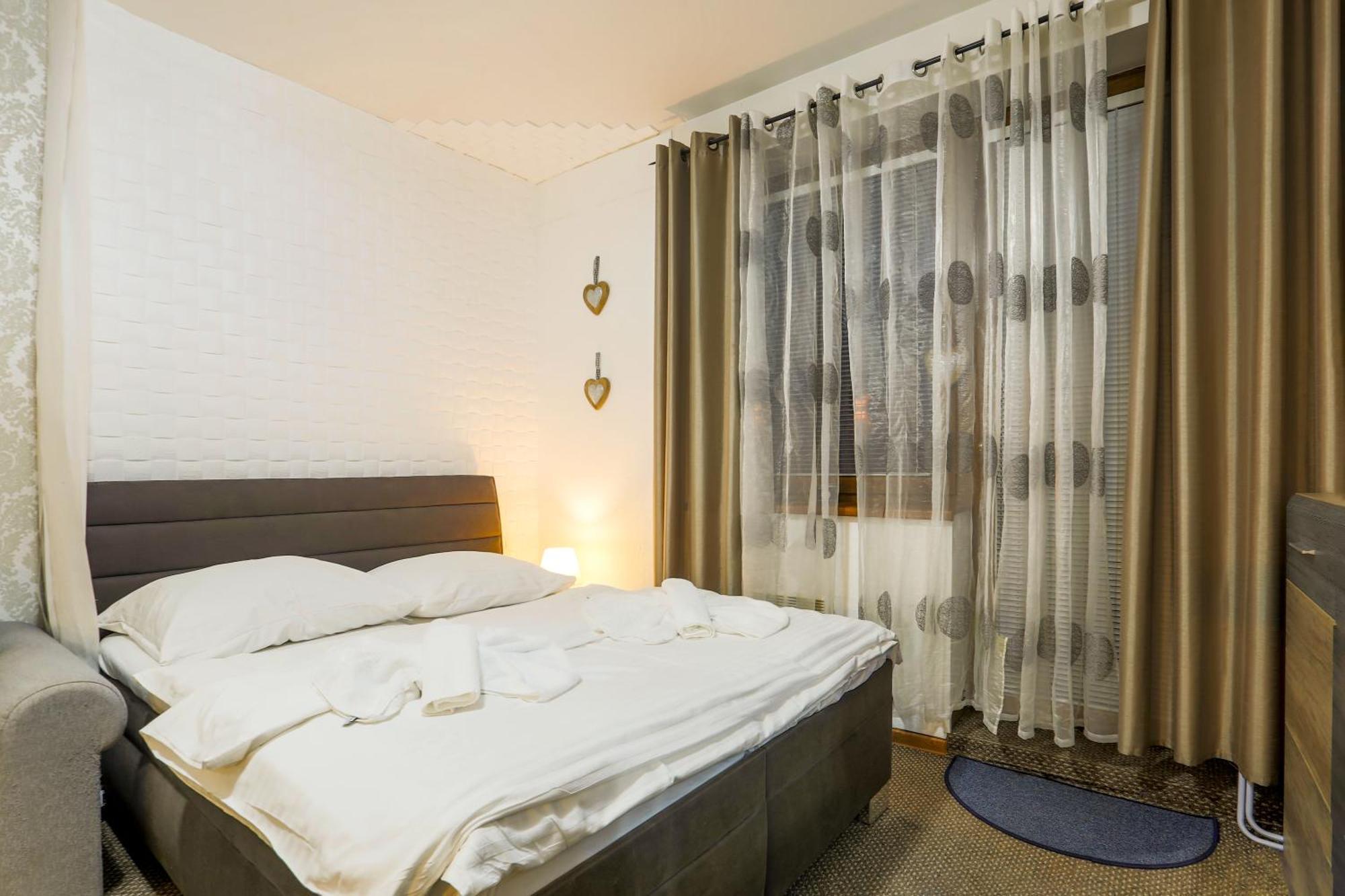 Apartmanovy Dom Fatrapark 1 S Wellness - Hlavna Recepcia Ruzomberok Buitenkant foto