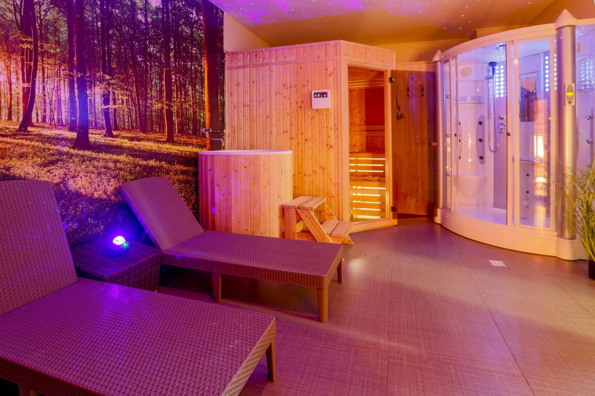 Apartmanovy Dom Fatrapark 1 S Wellness - Hlavna Recepcia Ruzomberok Buitenkant foto